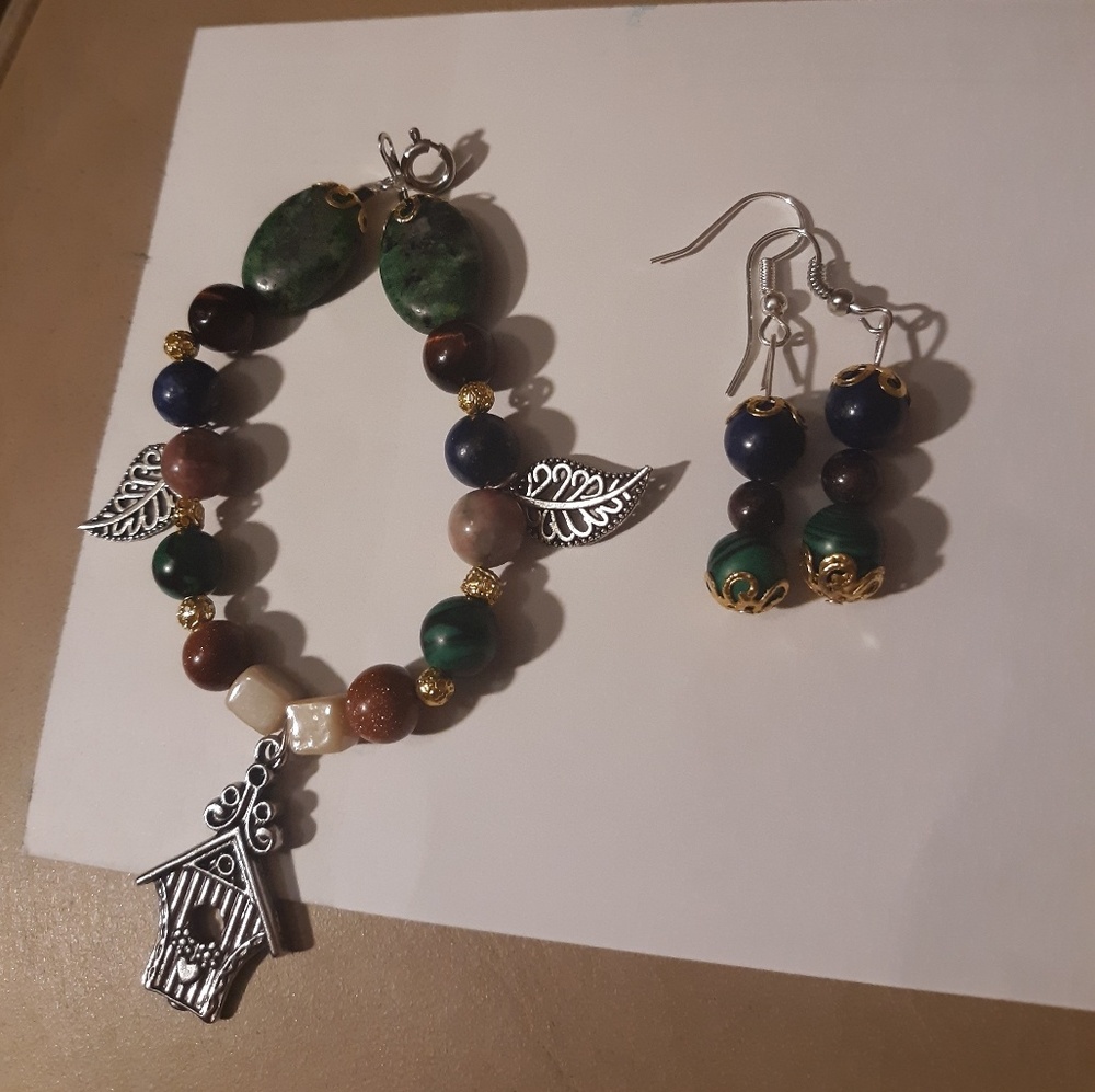 Handmade bracelet and earrings set